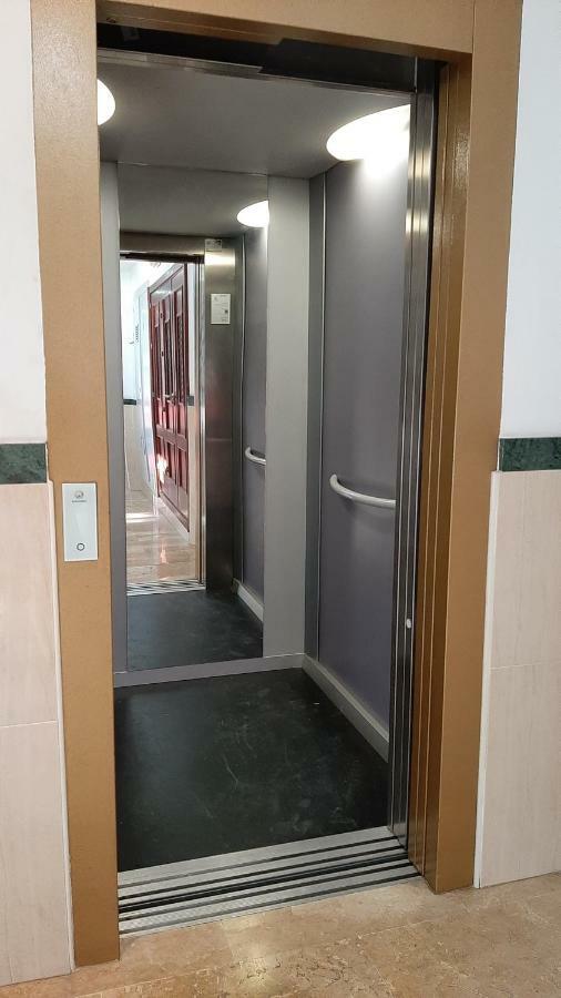 Loft Centrico En Ronda Cercano Al Tajo Y Plaza De Toros Con Wifi Y Parking Opcional Esterno foto
